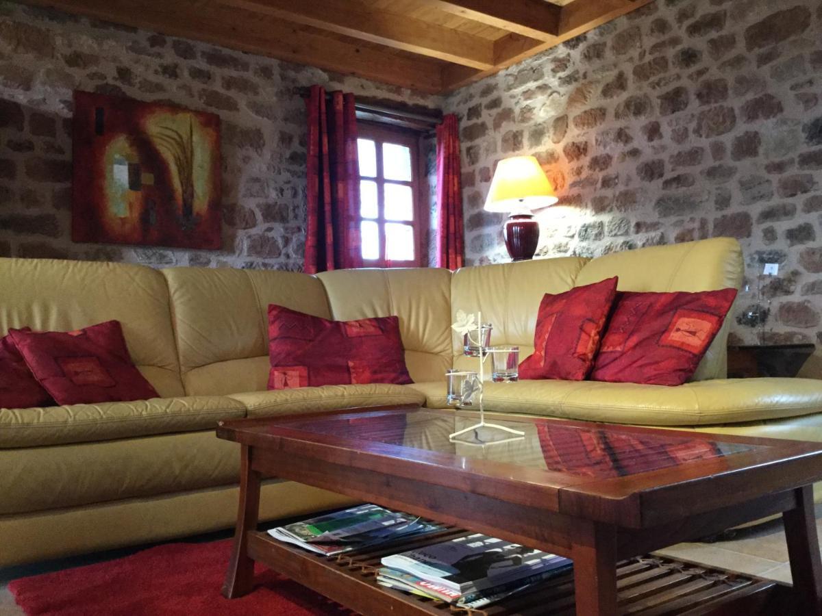 Domaine Du Mas Naut Bed & Breakfast Conques-en-Rouergue Exterior foto